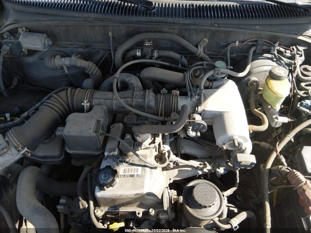 2000 Toyota Tacoma მანქანა იყიდება აუქციონზე, vin: 4TAPM62N0YZ627010, აუქციონის ნომერი: 46269427