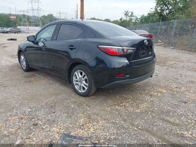 2017 Toyota Yaris Ia მანქანა იყიდება აუქციონზე, vin: 3MYDLBYV0HY152724, აუქციონის ნომერი: 46269476
