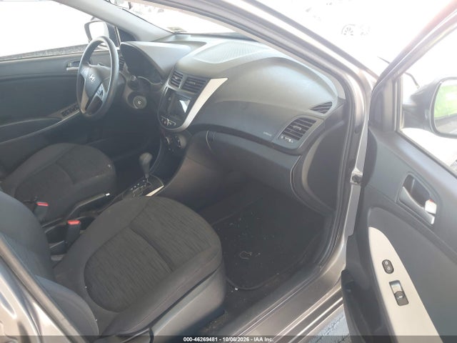 2017 Hyundai Accent Se მანქანა იყიდება აუქციონზე, vin: KMHCT5AE3HU357703, აუქციონის ნომერი: 46269481