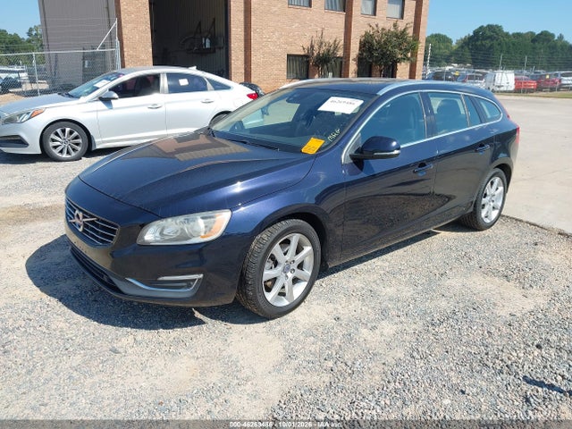 46269486 :رقم المزاد ، YV140MEK2G1298116 vin ، 2016 Volvo V60 T5 Drive-e Premier مزاد بيع