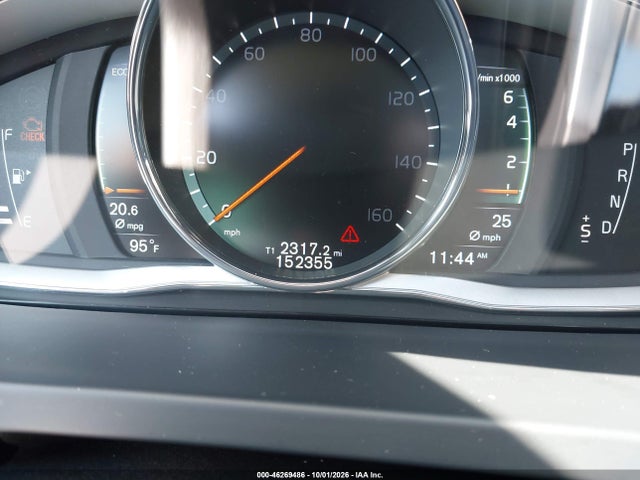 46269486 :رقم المزاد ، YV140MEK2G1298116 vin ، 2016 Volvo V60 T5 Drive-e Premier مزاد بيع