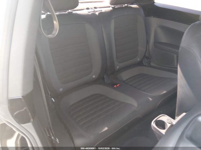 Продажа на аукционе авто 2013 Volkswagen Beetle 2.0t Fender Edition, vin: 3VWVT7AT1DM682126, номер лота: 46269561