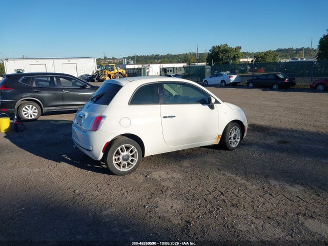 46269590 :رقم المزاد ، 3C3CFFAR2FT624037 vin ، 2015 Fiat 500 Pop مزاد بيع
