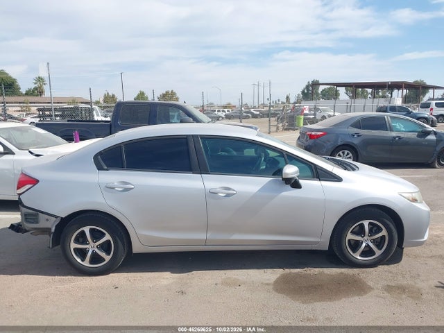 2HGFB2F72FH519769 Honda CIVIC SE