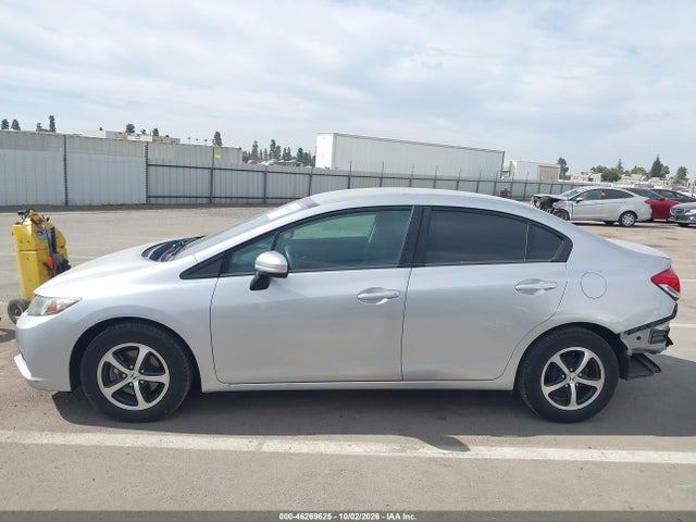 2HGFB2F72FH519769 Honda CIVIC SE
