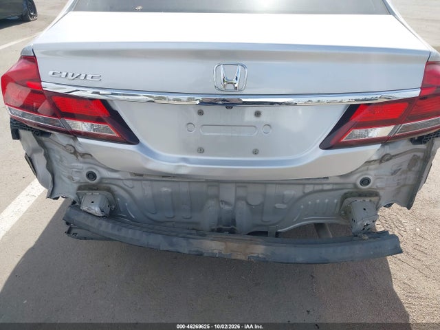 2HGFB2F72FH519769 Honda CIVIC SE