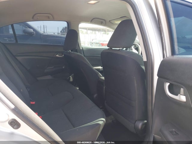 2HGFB2F72FH519769 Honda CIVIC SE