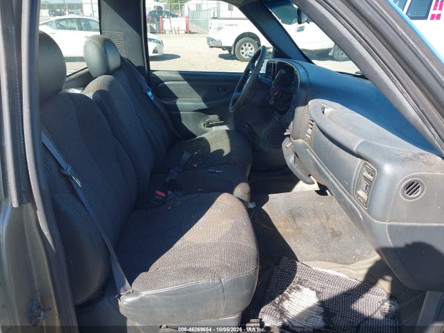 46269654 :رقم المزاد ، 1GCEC14V2YZ178976 vin ، 2000 Chevrolet Silverado 1500 مزاد بيع
