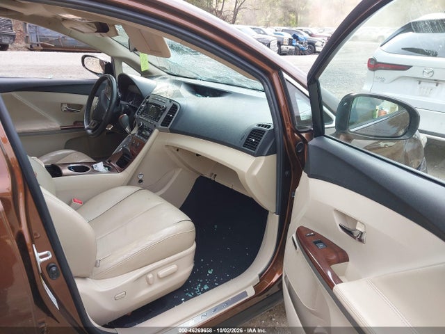 46269658 :رقم المزاد ، 4T3ZA3BB5BU044496 vin ، 2011 Toyota Venza مزاد بيع