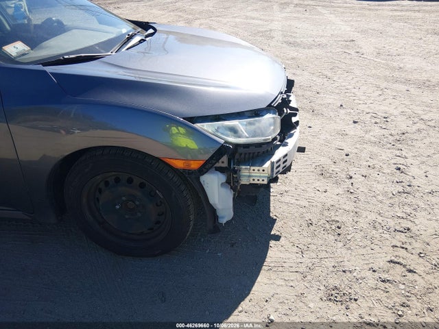 Aukcja sprzedaży 2018 Honda Civic Lx, vin: 19XFC2F50JE203835, numer aukcji: 46269660