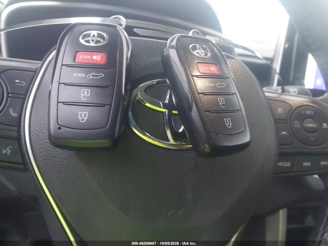 46269687 :رقم المزاد ، 7MUDAAAG3PV047486 vin ، 2023 Toyota Corolla Cross Xle مزاد بيع