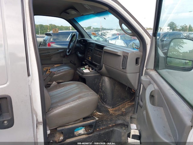 Продажа на аукционе авто 2005 Gmc Savana Standard, vin: 1GTHG39UX51912612, номер лота: 46269737