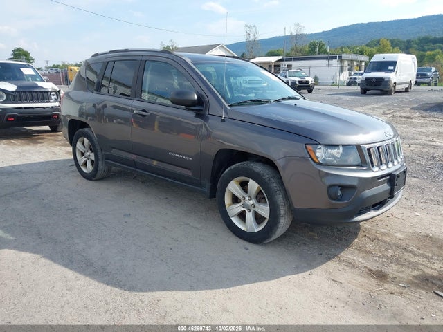 Auction sale of the 2016 Jeep Compass Sport, vin: 1C4NJDBB4GD566495, lot number: 46269743