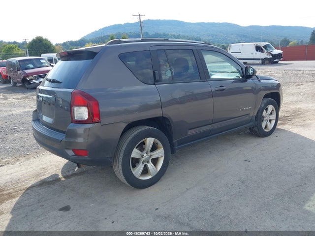 2016 Jeep Compass Sport მანქანა იყიდება აუქციონზე, vin: 1C4NJDBB4GD566495, აუქციონის ნომერი: 46269743