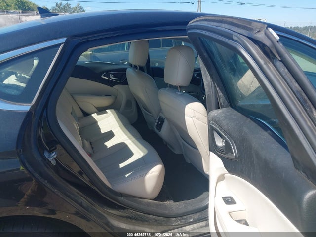 Aukcja sprzedaży 2015 Chrysler 200 C, vin: 1C3CCCEG1FN592925, numer aukcji: 46269788