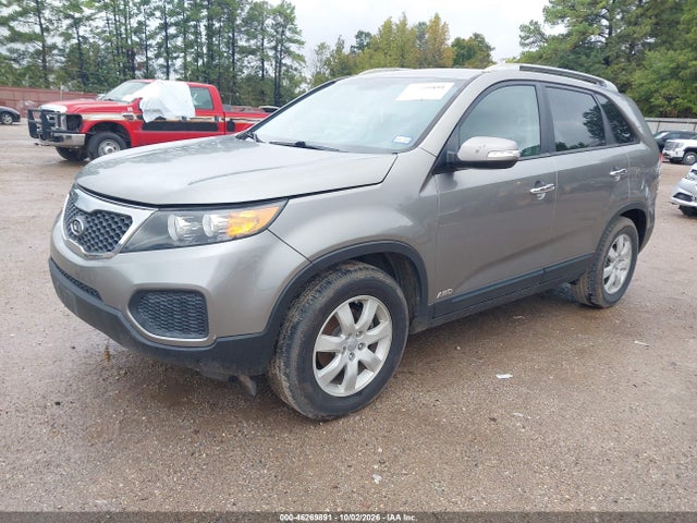2013 Kia Sorento Lx V6 მანქანა იყიდება აუქციონზე, vin: 5XYKTDA22DG338846, აუქციონის ნომერი: 46269891