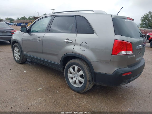 2013 Kia Sorento Lx V6 მანქანა იყიდება აუქციონზე, vin: 5XYKTDA22DG338846, აუქციონის ნომერი: 46269891