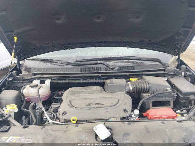 Chrysler Pacifica Limited 2025 2C4RC1GG1SR611008 Image 10
