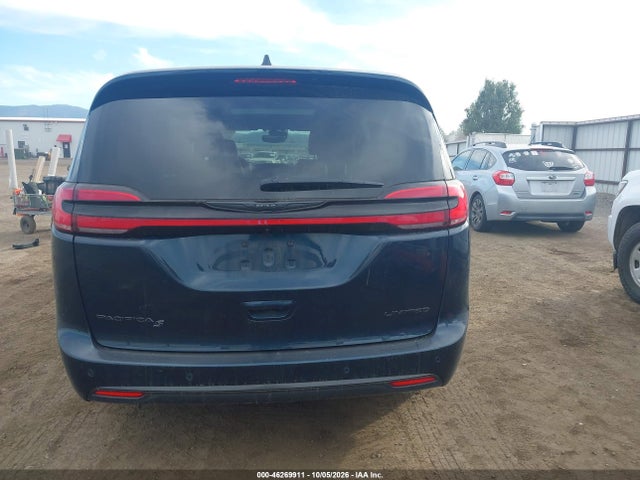 Chrysler Pacifica Limited 2025 2C4RC1GG1SR611008 Image 17