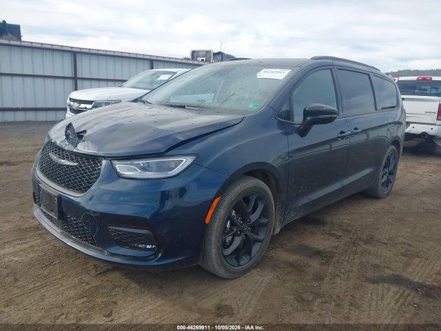 Chrysler Pacifica Limited 2025 2C4RC1GG1SR611008 Image 2