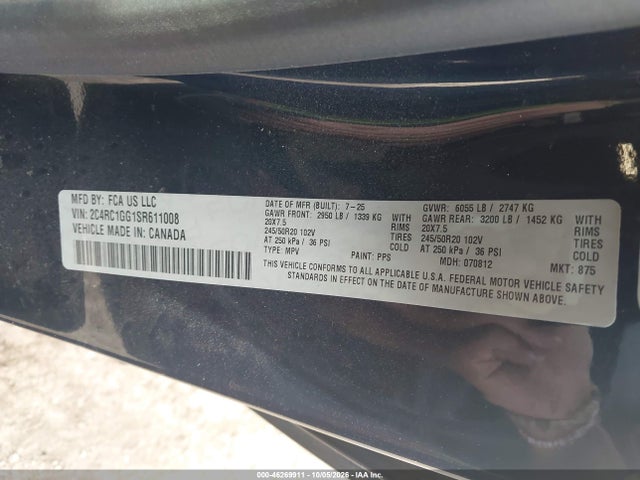 Chrysler Pacifica Limited 2025 2C4RC1GG1SR611008 Image 9