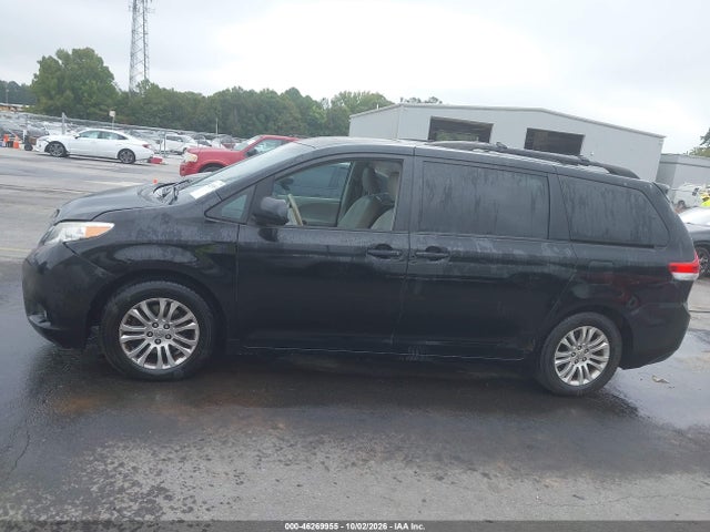 Продаж на аукціоні авто 2012 Toyota Sienna Xle V6 8 Passenger, vin: 5TDYK3DC5CS256106, номер лоту: 46269955