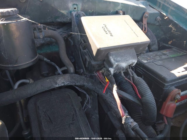 Продаж на аукціоні авто 2000 Chevrolet Astro, vin: 1GNDM19W9YB124911, номер лоту: 46269959