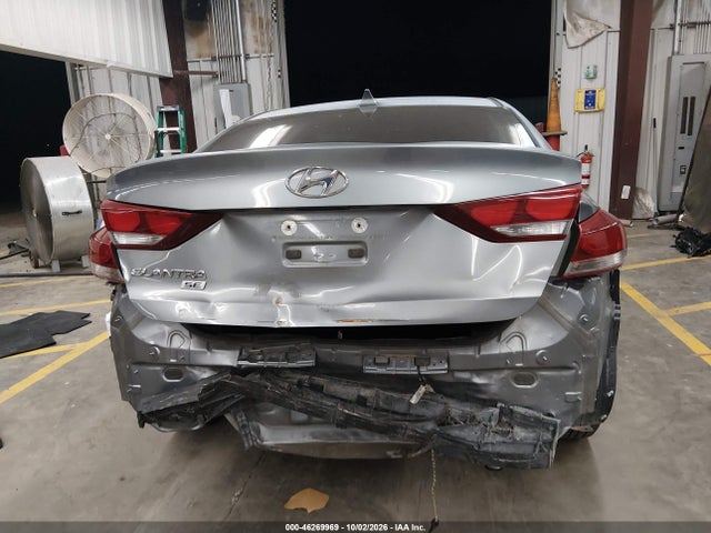 2017 Hyundai Elantra Se მანქანა იყიდება აუქციონზე, vin: KMHD74LF7HU371192, აუქციონის ნომერი: 46269969