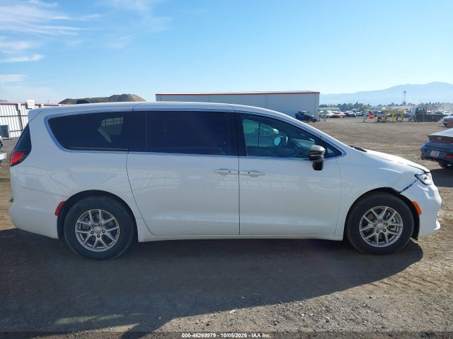 Продажа на аукционе авто 2026 Chrysler Pacifica Select, vin: 2C4RC1BG3TR209306, номер лота: 46269979