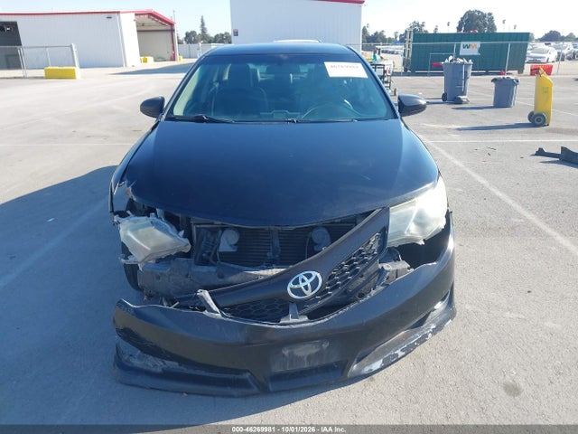 2013 Toyota Camry Se მანქანა იყიდება აუქციონზე, vin: 4T1BF1FK4DU257971, აუქციონის ნომერი: 46269981