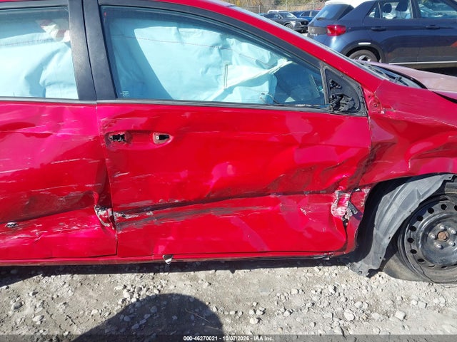 46270021 :رقم المزاد ، 2T1BURHE4HC835926 vin ، 2017 Toyota Corolla Le مزاد بيع