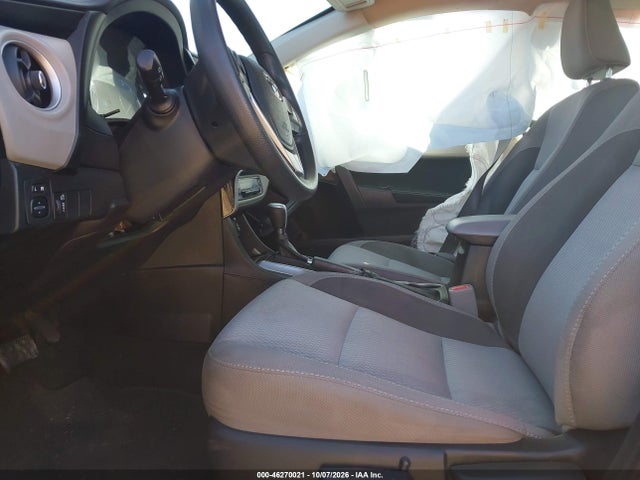 46270021 :رقم المزاد ، 2T1BURHE4HC835926 vin ، 2017 Toyota Corolla Le مزاد بيع
