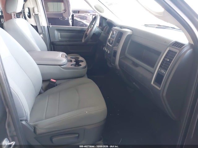 46270044 :رقم المزاد ، 1C6RR7FM2JS228174 vin ، 2018 Ram 1500 Tradesman  4x4 6'4 Box مزاد بيع