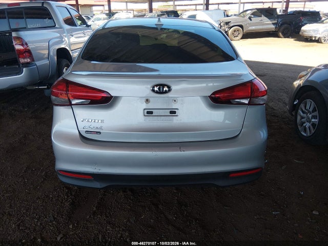 Продаж на аукціоні авто 2018 Kia Forte Lx, vin: 3KPFK4A75JE175232, номер лоту: 46270107
