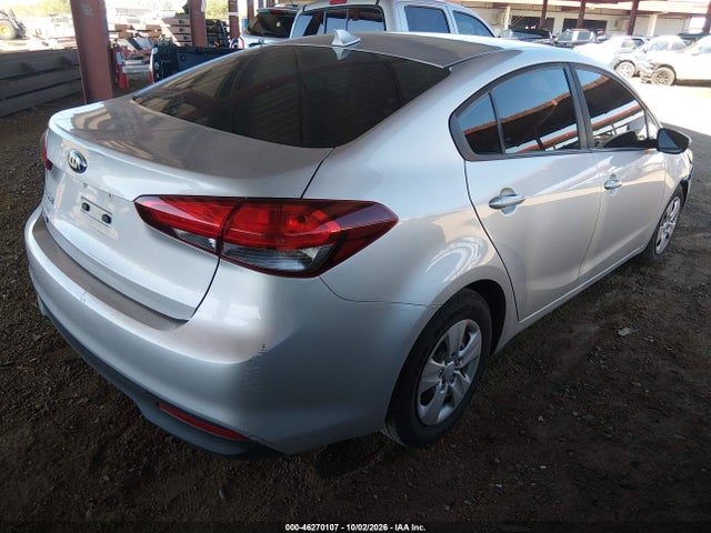 Продаж на аукціоні авто 2018 Kia Forte Lx, vin: 3KPFK4A75JE175232, номер лоту: 46270107