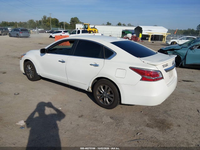 2015 Nissan Altima 2.5 S მანქანა იყიდება აუქციონზე, vin: 1N4AL3AP8FC224705, აუქციონის ნომერი: 46270166