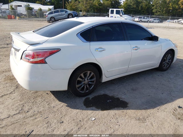2015 Nissan Altima 2.5 S მანქანა იყიდება აუქციონზე, vin: 1N4AL3AP8FC224705, აუქციონის ნომერი: 46270166