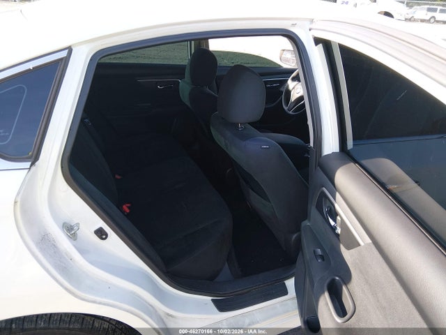 2015 Nissan Altima 2.5 S მანქანა იყიდება აუქციონზე, vin: 1N4AL3AP8FC224705, აუქციონის ნომერი: 46270166