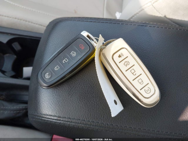 2018 Ford Focus Titanium მანქანა იყიდება აუქციონზე, vin: 1FADP3J26JL314935, აუქციონის ნომერი: 46270205