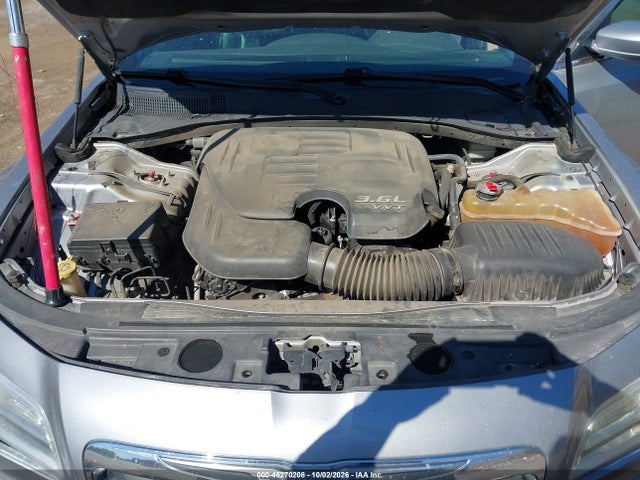 Chrysler 300 2014 2C3CCAAG1EH380561 Image 10