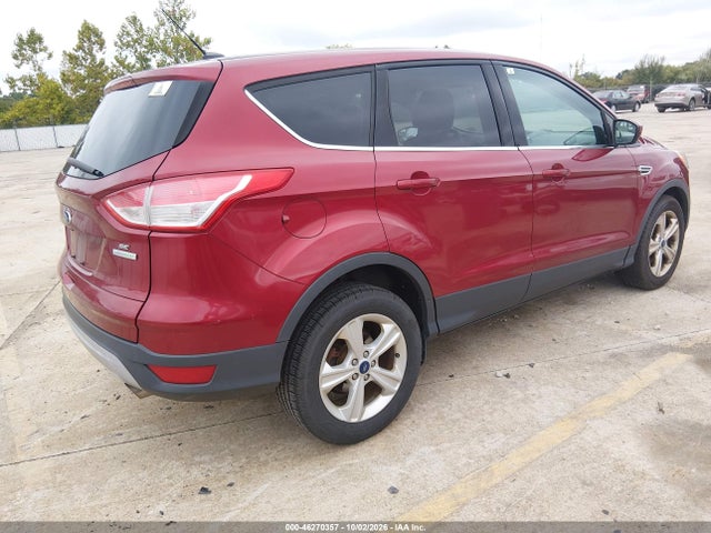 46270357 :رقم المزاد ، 1FMCU0GX3FUB49052 vin ، 2015 Ford Escape Se مزاد بيع