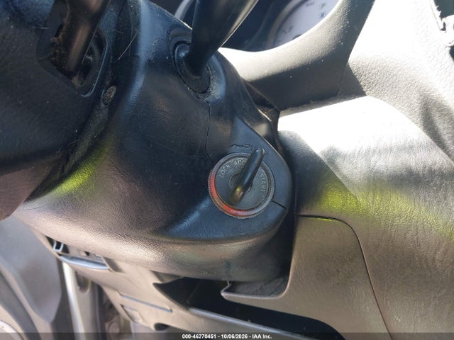 2005 Toyota Rav4 მანქანა იყიდება აუქციონზე, vin: JTEGD20V050088139, აუქციონის ნომერი: 46270451