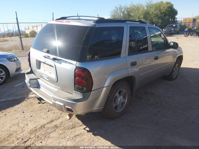 2006 Chevrolet Trailblazer Ls მანქანა იყიდება აუქციონზე, vin: 1GNDT13S162153681, აუქციონის ნომერი: 46270514