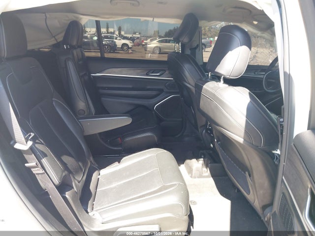 46270567 :رقم المزاد ، 1C4RJKBG0N8587173 vin ، 2022 Jeep Grand Cherokee L Limited 4x4 مزاد بيع