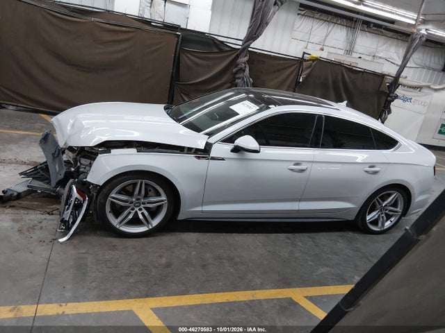 46270583 :رقم المزاد ، WAUENCF57JA128711 vin ، 2018 Audi A5 2.0t Premium مزاد بيع
