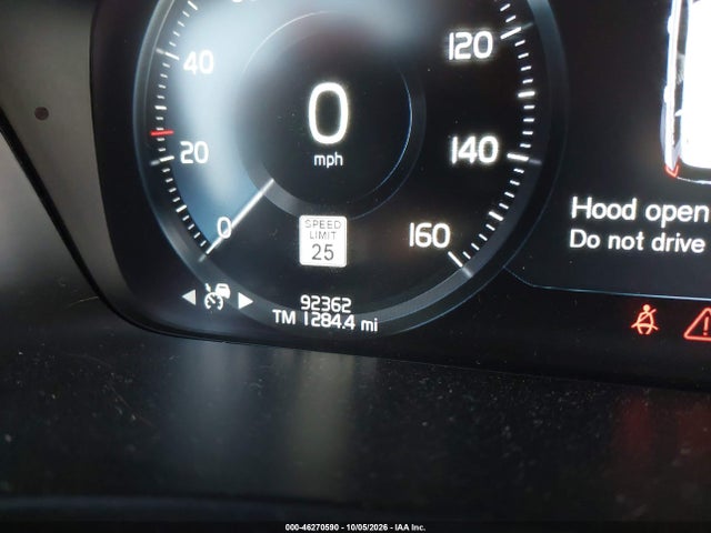 46270590 :رقم المزاد ، YV4A22PK2G1044553 vin ، 2016 Volvo Xc90 T6 Momentum مزاد بيع