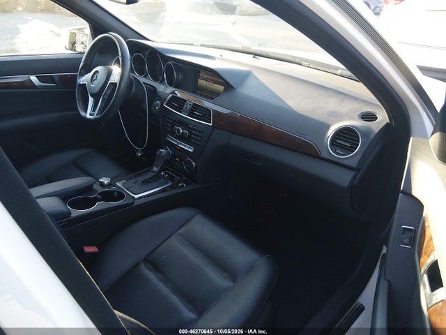 46270645 :رقم المزاد ، WDDGF4HB9EA968132 vin ، 2014 Mercedes-benz C 250 Sport مزاد بيع