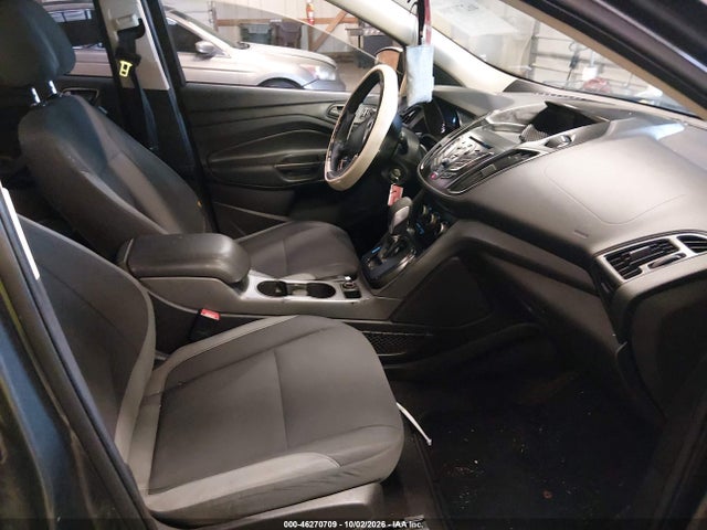 46270709 :رقم المزاد ، 1FMCU0F72FUB59069 vin ، 2015 Ford Escape S مزاد بيع