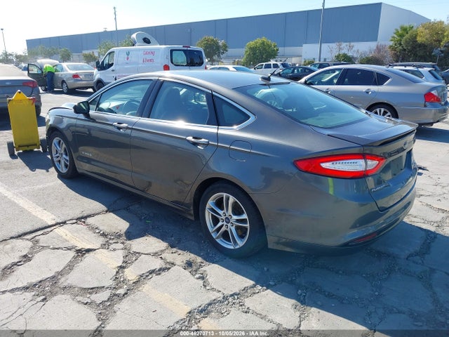 2016 Ford Fusion Hybrid Titanium მანქანა იყიდება აუქციონზე, vin: 3FA6P0RU3GR166377, აუქციონის ნომერი: 46270713