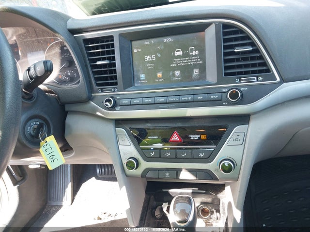 Hyundai ELANTRA SEL 2018 5NPD84LF7JH231791 Image 11